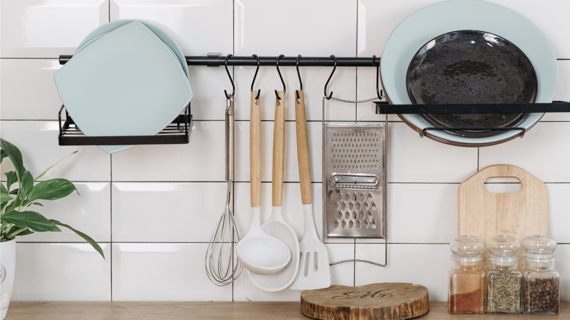 Why Choose Reusable Kitchen Products Over Disposable Ones