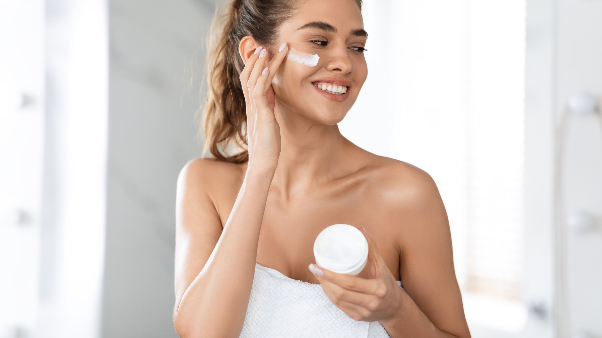 Clean Moisturizer 101: How to Choose the Best Eco-Friendly Options for Your Skin