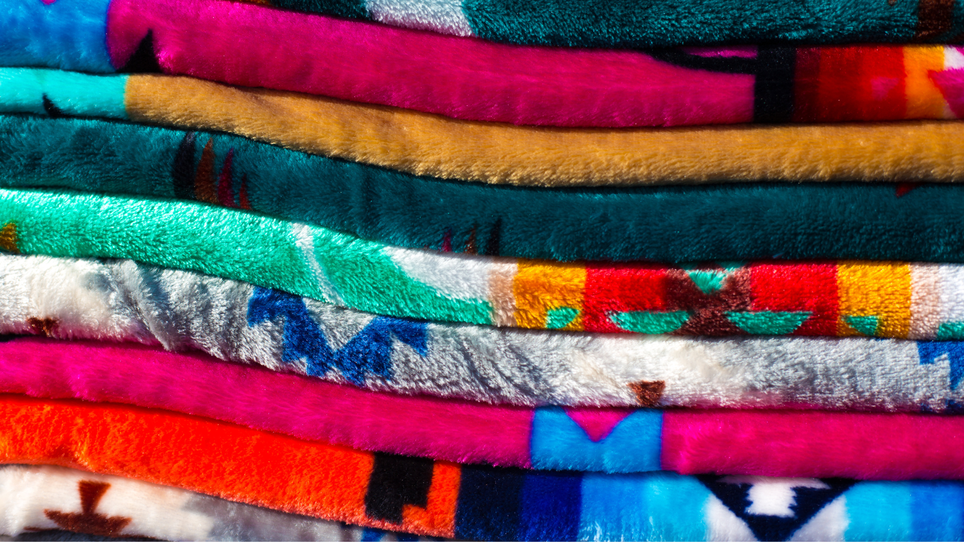 What is Fleece? Unveiling the Warm, Cozy Fabric of Comfort